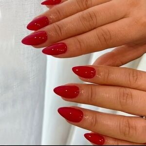 24 Pieces Fake press on nails